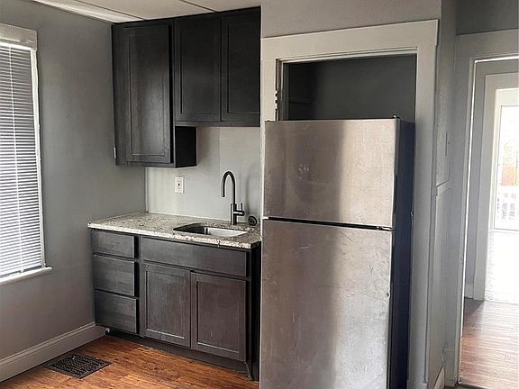 4th image of 5559 Cote Brilliante Ave