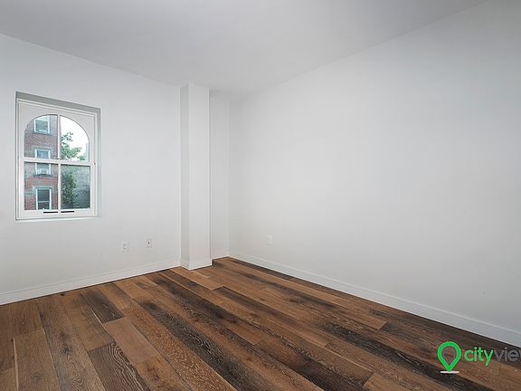 4th image of 945 Bergen St #108