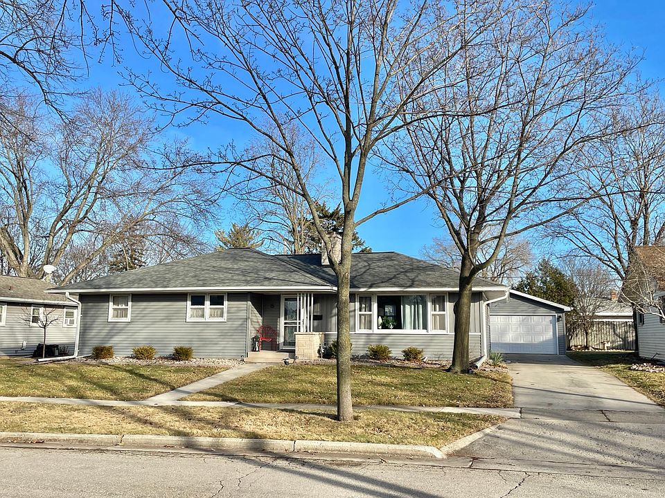 1st image of 15 Arvey Ln