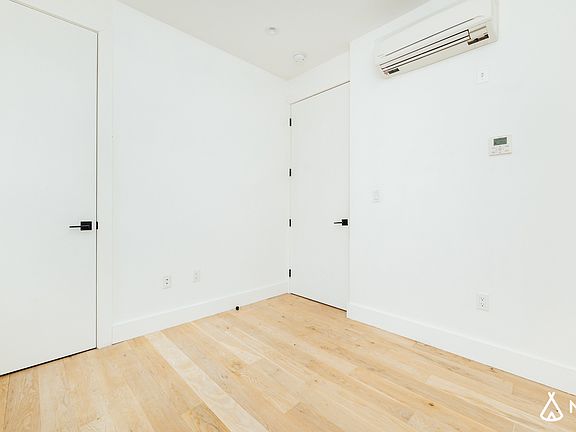 4th image of 246 Johnson Ave #1F