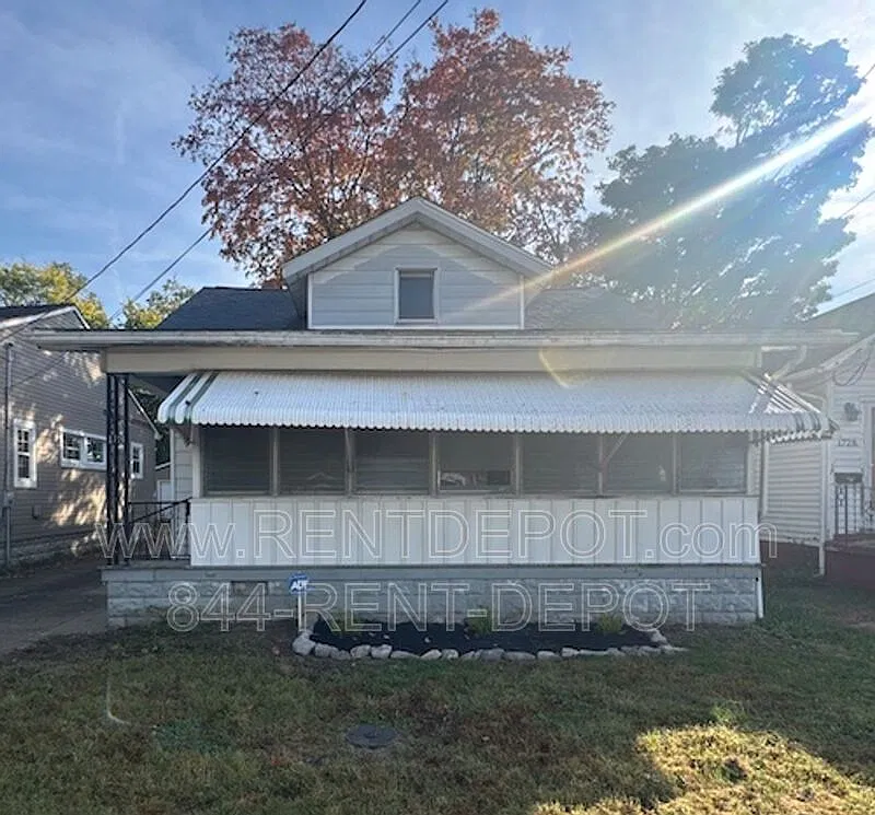 2 bed, 1.0 bath, 768 sqft, $895 — Photo 1