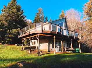 1320 E Island View Rd, Grapeview, WA 98546