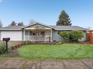 419 S Harrison St, Newberg, OR 97132