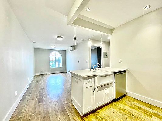 1st image of 1084 Rogers Ave #4B