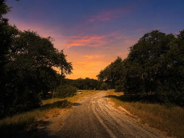 808 Pinkerton Loop, Horseshoe Bay, TX 78657