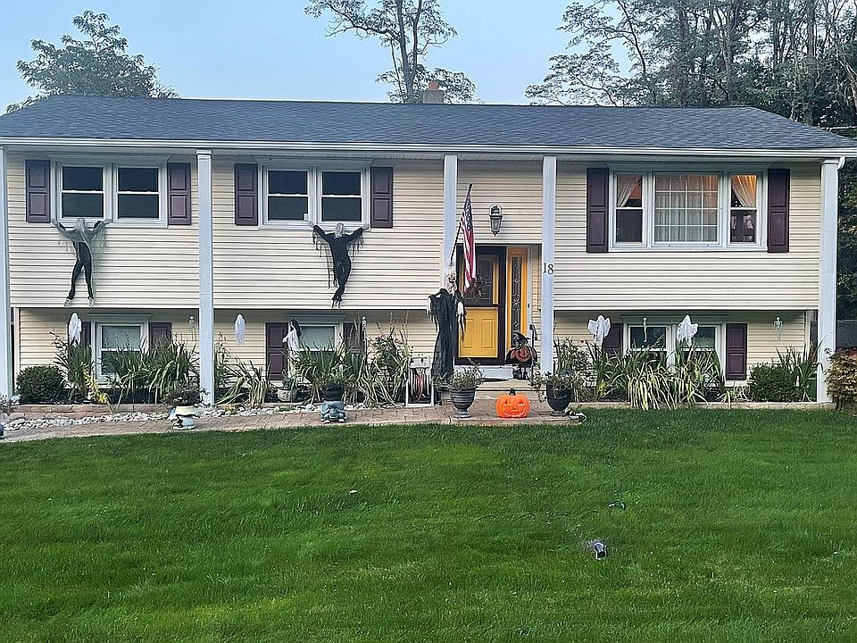2nd image of 18 Ridge Rd