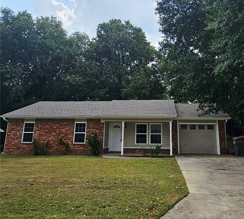 1st image of 71 Grand Magnolia Dr