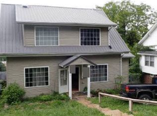 716 Rockbridge St, Bluefield, WV 24701