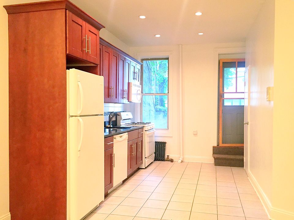 1st image of 99 Wyckoff St #F1