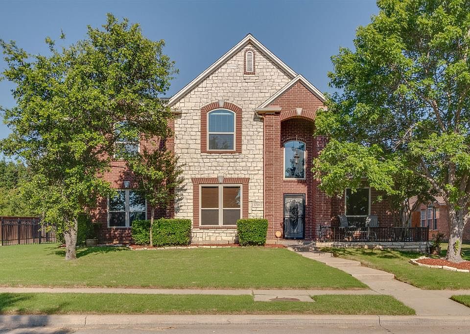 1st image of 1716 Lacey Oak Ln