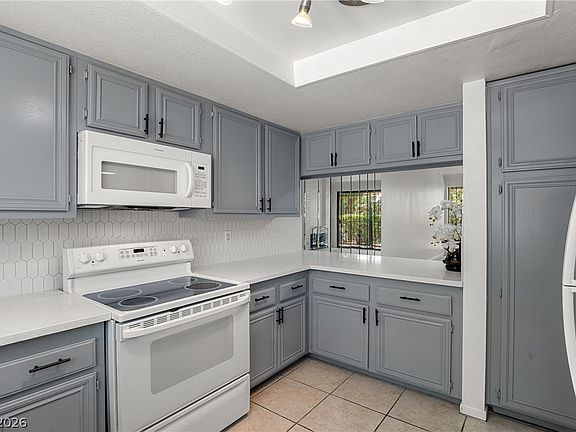 5th image of 2674 San Martin Ct