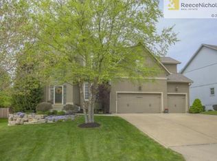 13734 Cody St, Overland Park, KS 66221