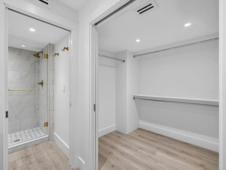 136 Lakeshore Dr — Photo 26