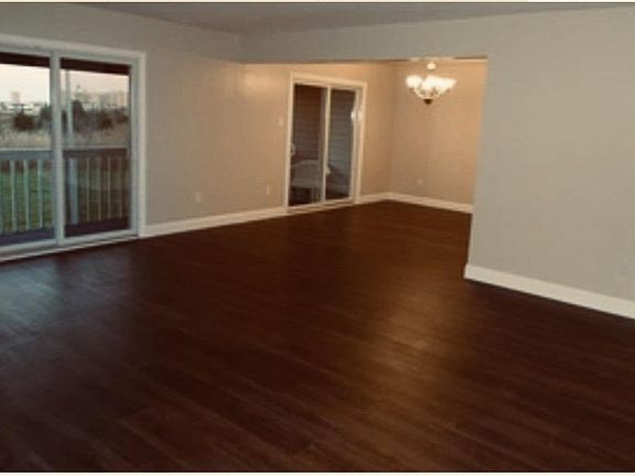 5th image of 308-310 N Wissahickon Ave