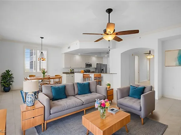 2090 W 1st St #F2806, Fort Myers, FL 33901