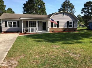 108 Crown Point Rd, Hubert, NC 28539