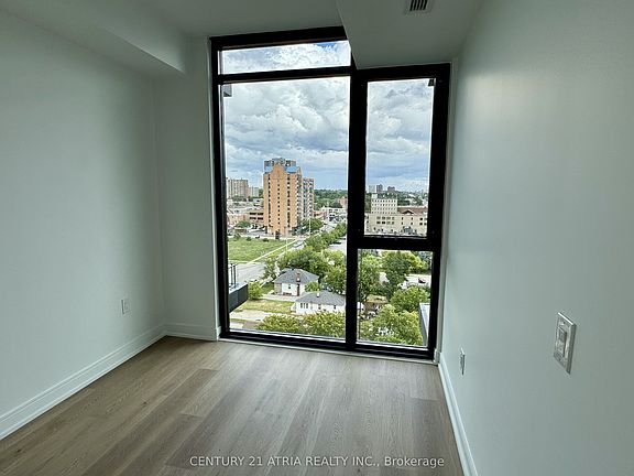 3rd image of 3009 Novar Rd W #920
