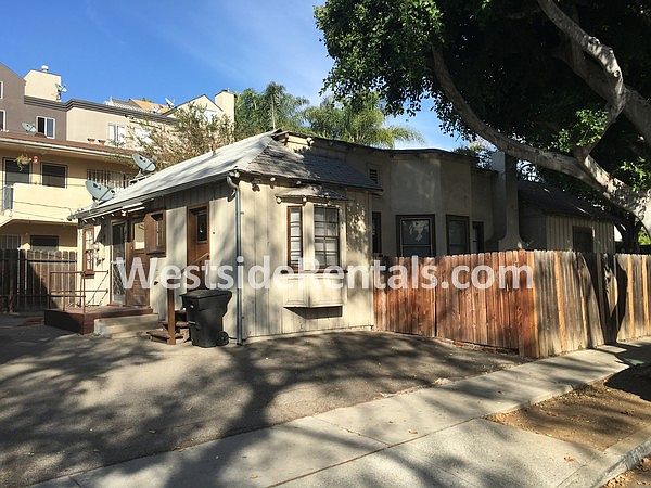1st image of 903 N Gardner St