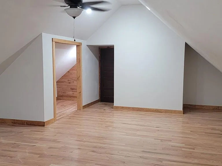 413 Willett St — Photo 12