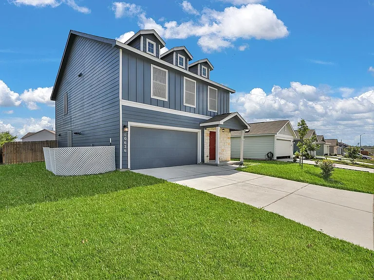10626 McClintock Dr — Photo 38