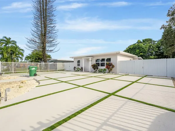 1250 Sharazad Blvd, Opa Locka, FL 33054