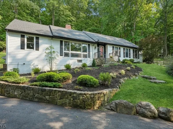 497 Mine Brook Rd, Bernards Twp., NJ 07931