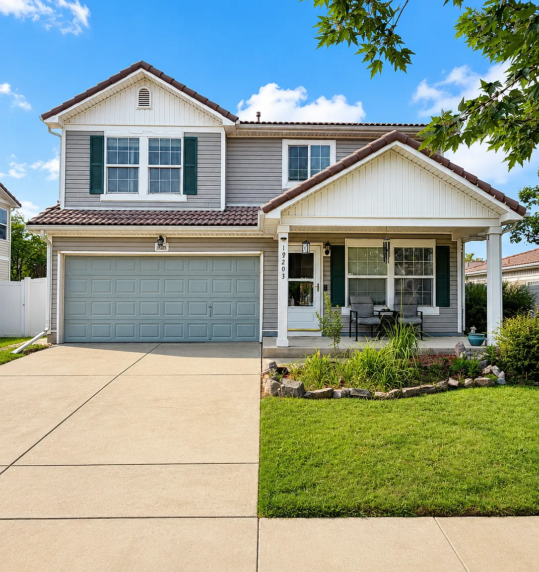 3 bed, 2.5 bath, 2070 sqft, $2,750 — Photo 1