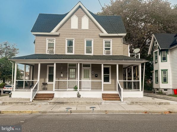 24 State St #A