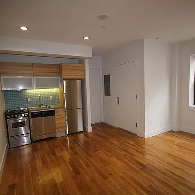 Rented by Nooklyn NYC LLC | media 13