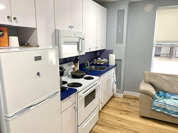 5th image of 255 E Broadway #2G