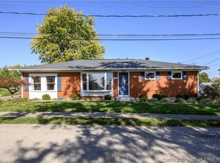 629 Knob Hill Road, New Albany, IN 47150