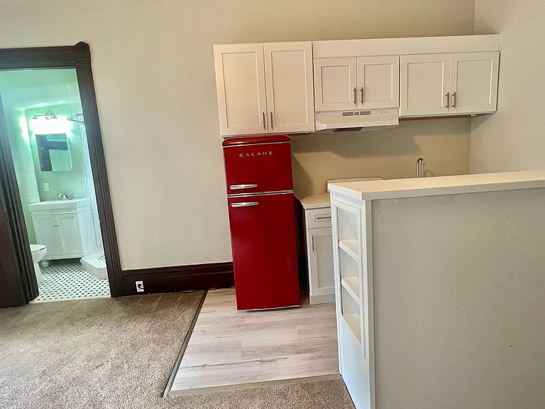 placement-1423Central — Photo 11