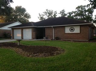 125 Dallas St, Angleton, TX 77515