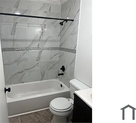 2111 Christian St #1 — Photo 3