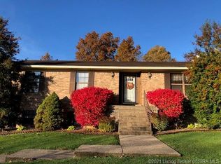 5509 Briarhill Dr, Floyds Knobs, IN 47119