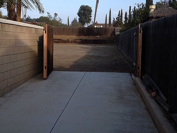 2nd image of 5133 California Ave