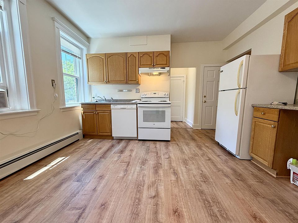 1st image of 1012 Cambridge St #2