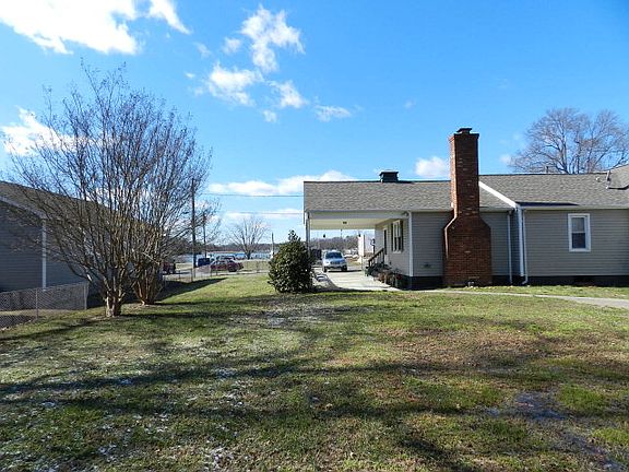 2nd image of 1016 Marshall Ave