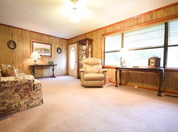 2nd image of 340 Gonwood Cir