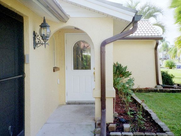 4th image of 2118 Sugarbush Dr