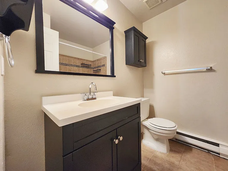 3102 E Jackson Ave — Photo 32