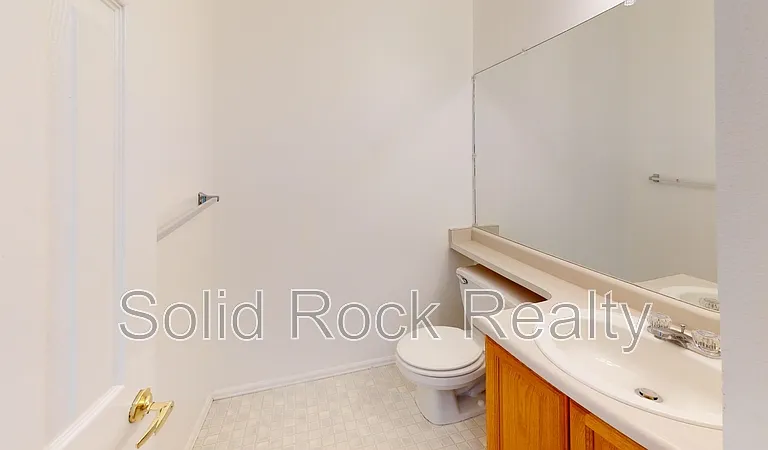 2635 Leoti Dr — Photo 10