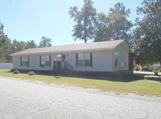 1051 Bruce St, Manning, SC 29102