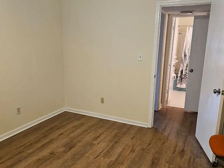 1002 Willow Dr #1 — Photo 9