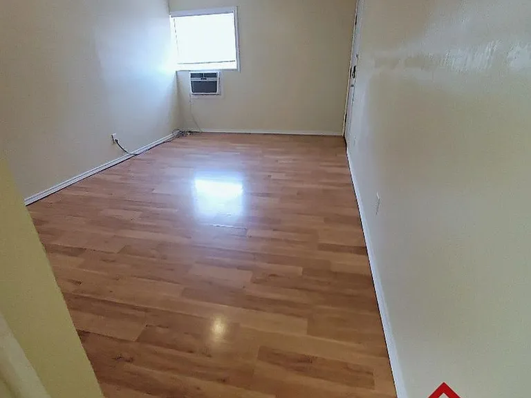 Greenswest Apartments — Photo 14