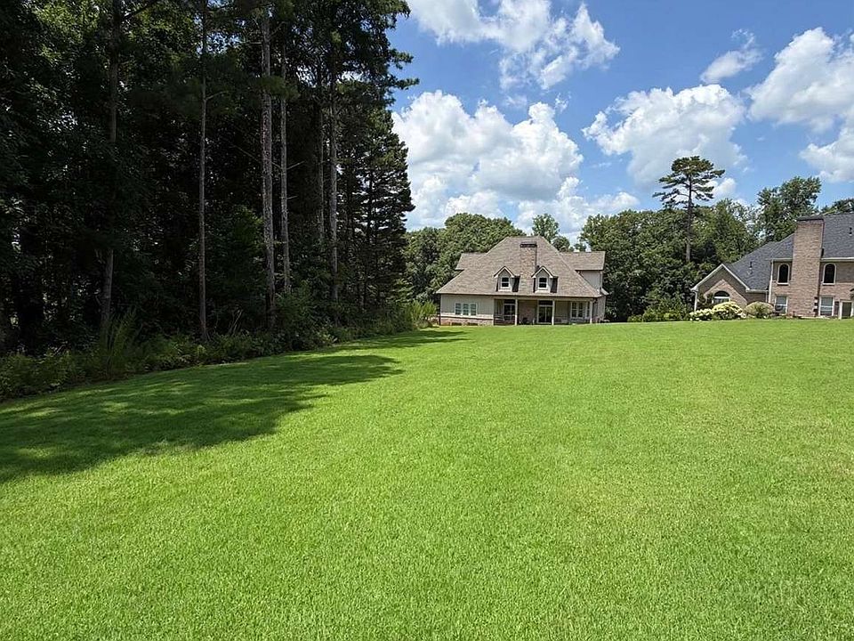 2nd image of 3574 Graycliff Rd