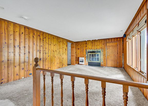 2nd image of 5137 W 100th St