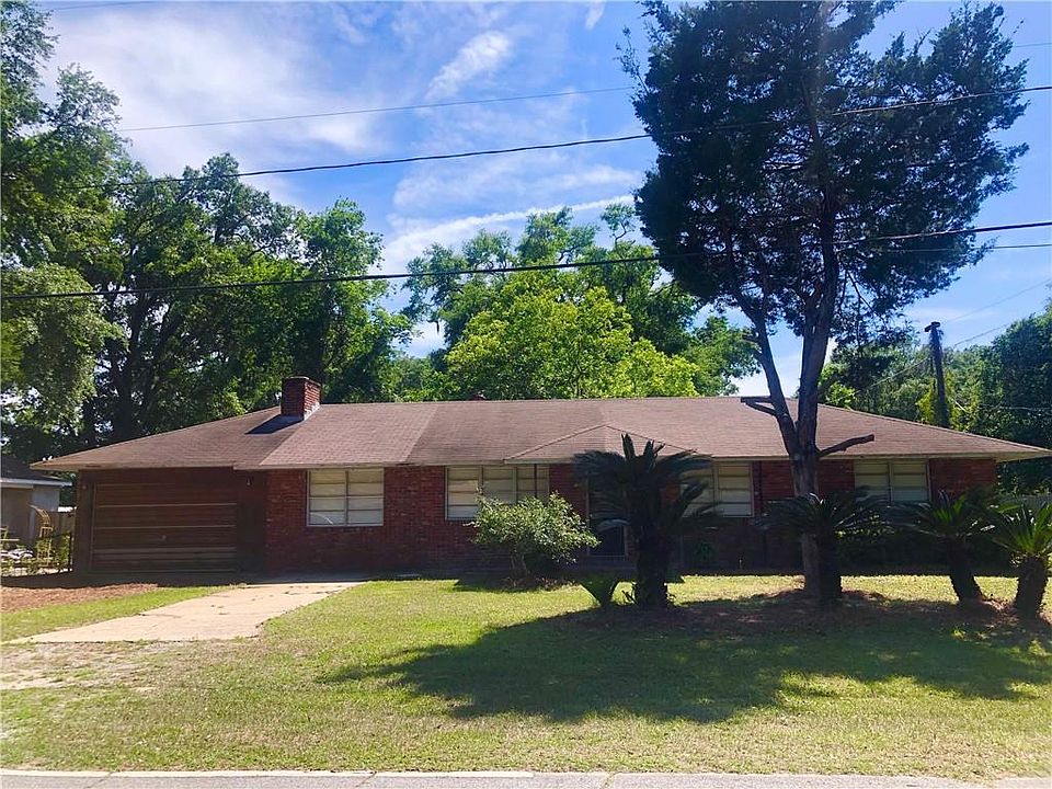 1st image of 117 Riverview Dr