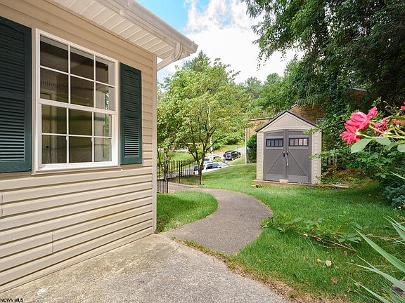 5th image of 1269 College Park