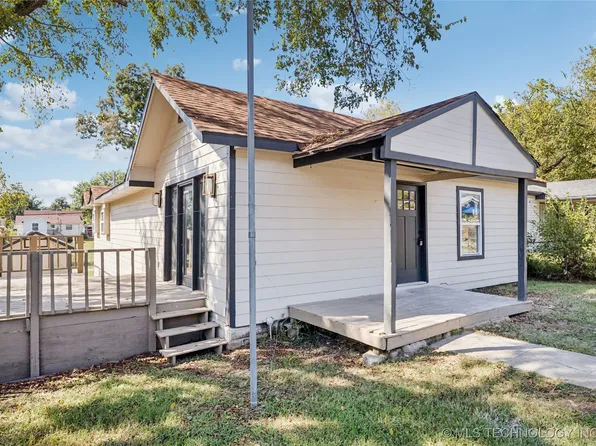 608 N Roosevelt Ave, Sand Springs, OK 74063